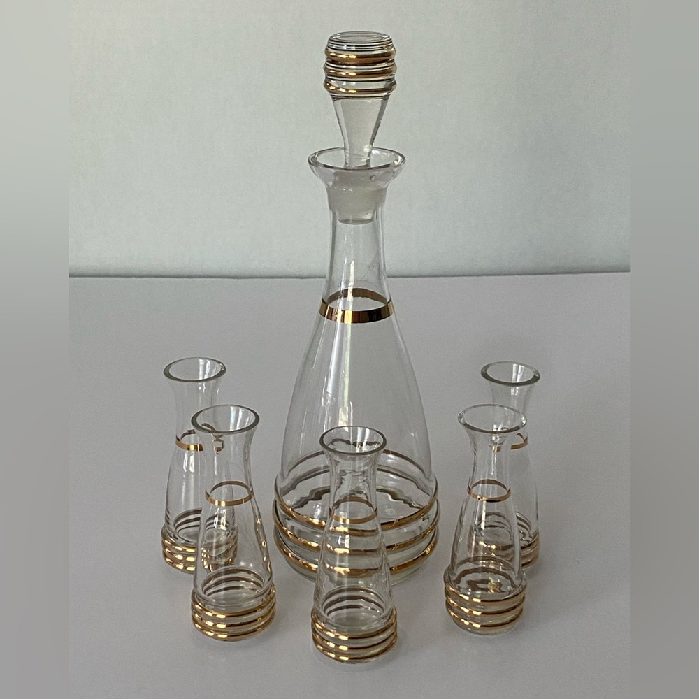 Unique Beautiful Delicate Clear Glass/Gold Decanter Set 5 Glasses